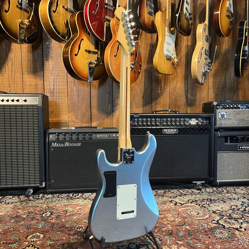 Fender Stratocaster American Deluxe Plus (2013) USA - Image 4