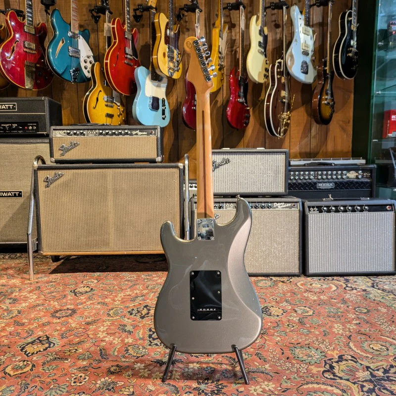 Fender Stratocaster HSS with Rosewood Fretboard - Chrome Silver - Image 4