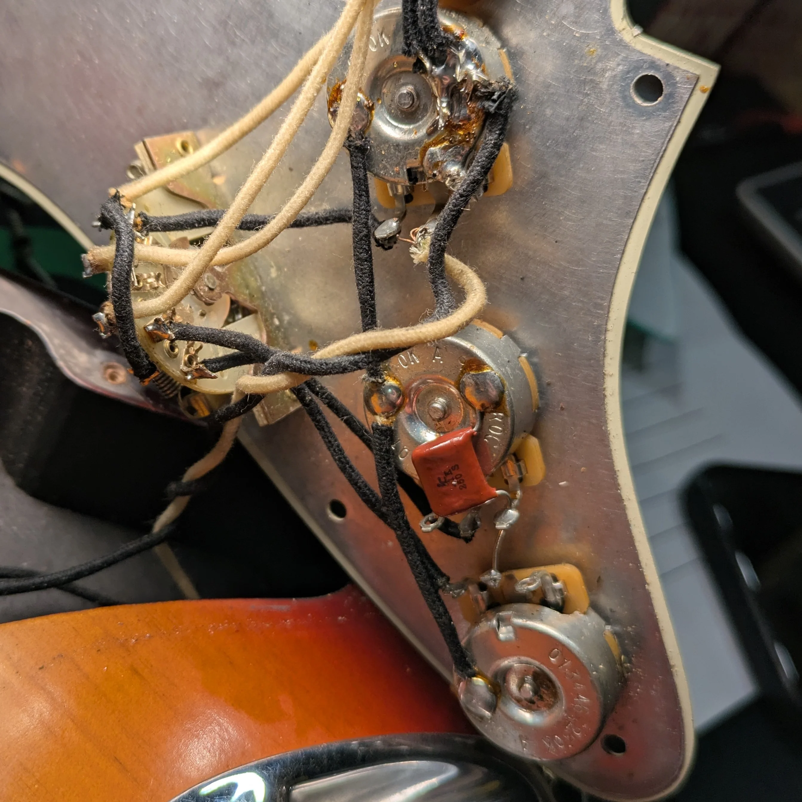 Fender Stratocaster John Cruz / Cunetto Custom Shop - 1998 - Sunburst relic - Image 12