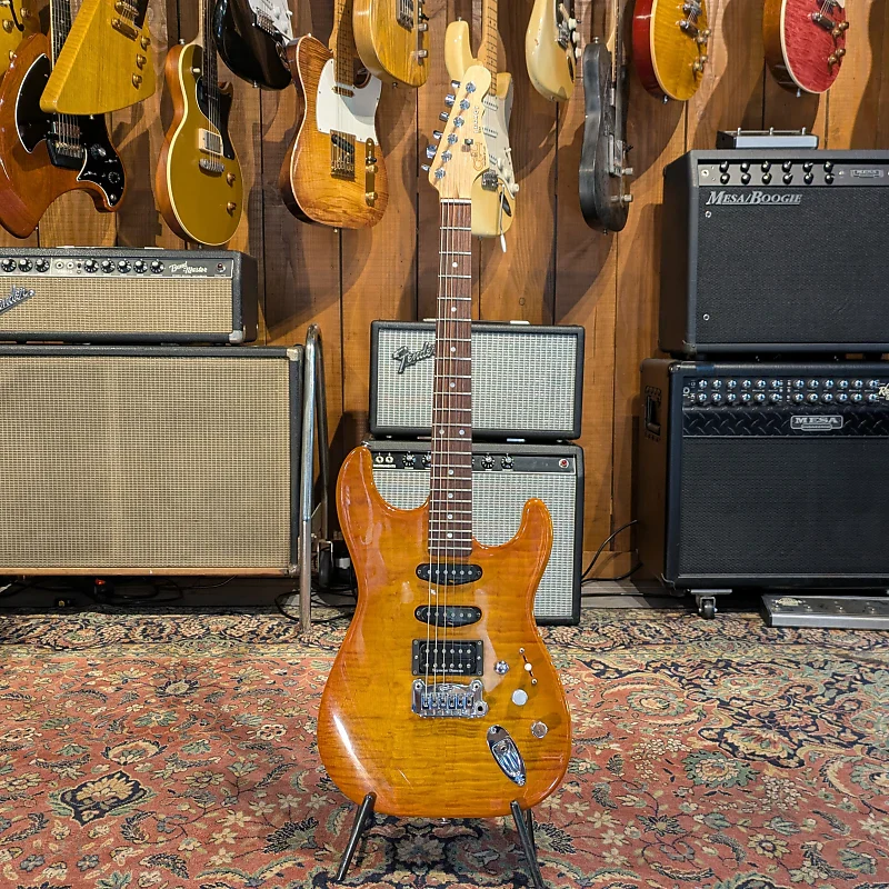G&L Fullerton Deluxe Legacy HSS - Honey Burst - Image 6