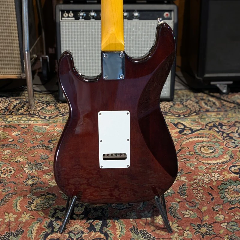 G&L Tribute Series S-500 Tobacco Sunburst - Image 2