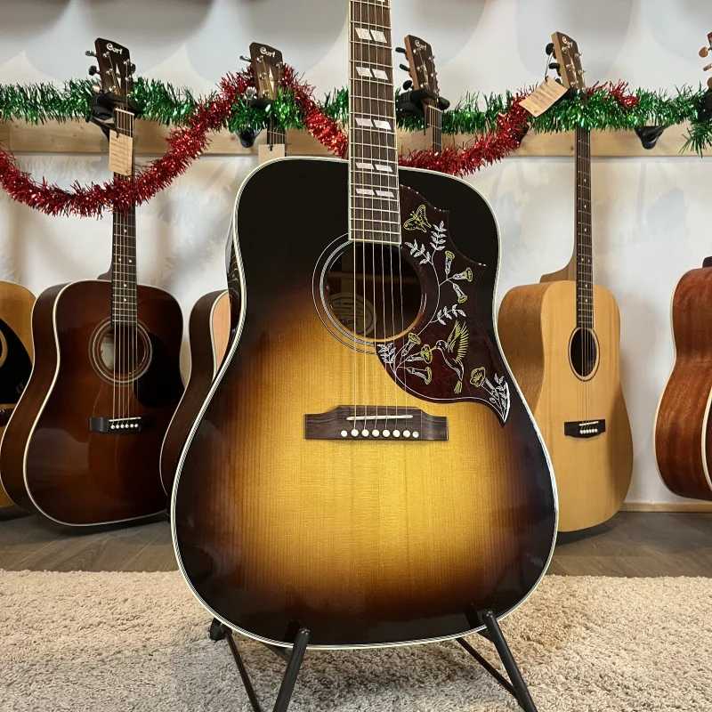 Gibson Hummingbird (2022) USA - Image 3