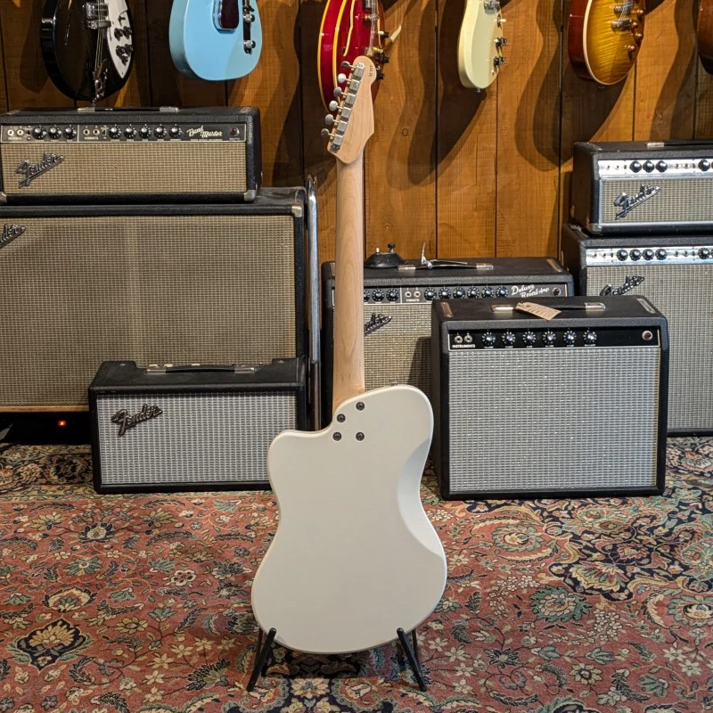 GIRAULT CALIFORNIA P90 - VINTAGE WHITE - Image 4