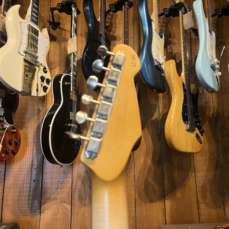 Girault Guitars California - Relic White - Image 2