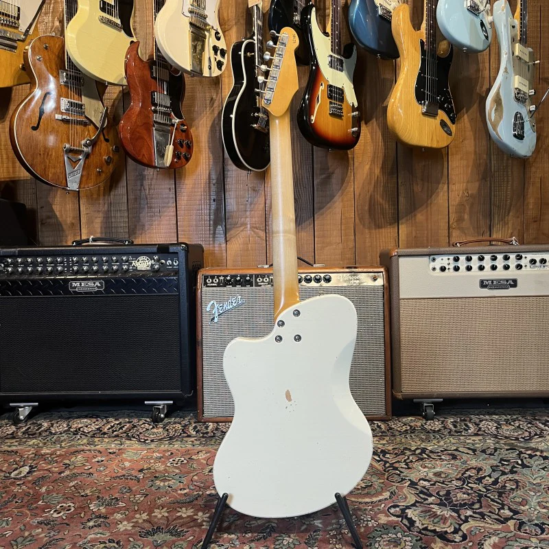 Girault Guitars California - Relic White - Image 4