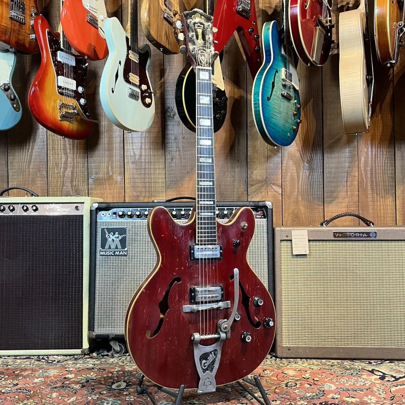 Guild Starfire Cherry V (1966) USA - Image 3