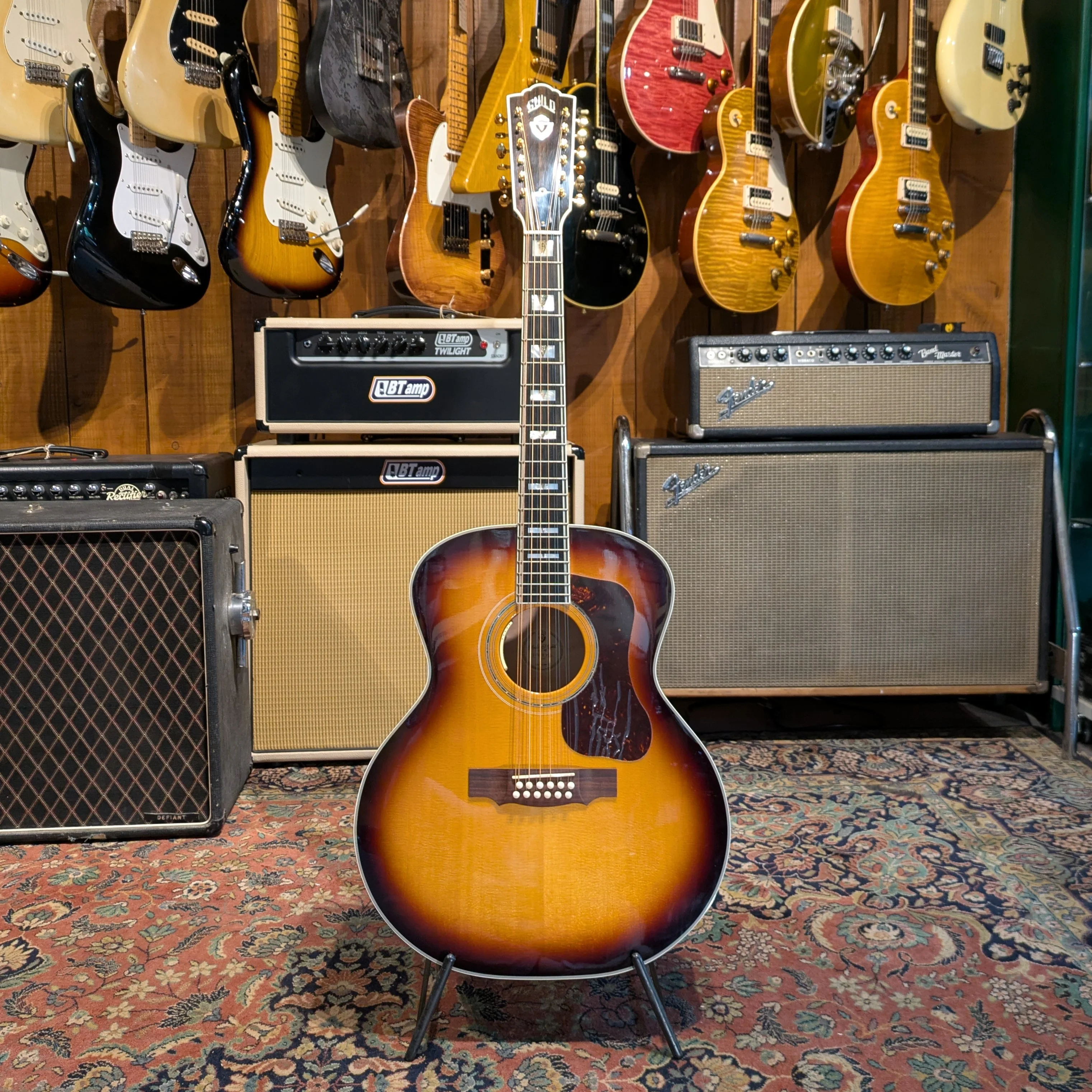 Guild USA F-512E - Image 2