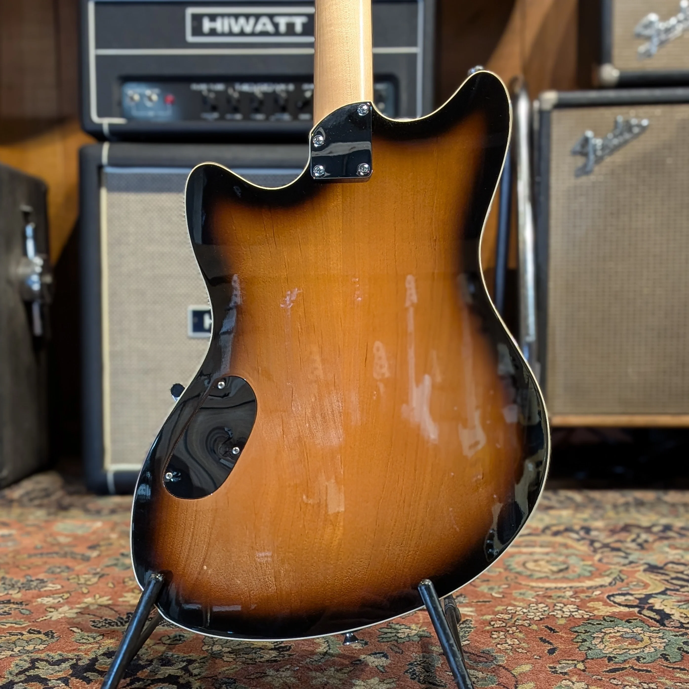 Jennings Voyager Deluxe - 2-Tone Sunburst with Gold Foil Pickups - Image 3
