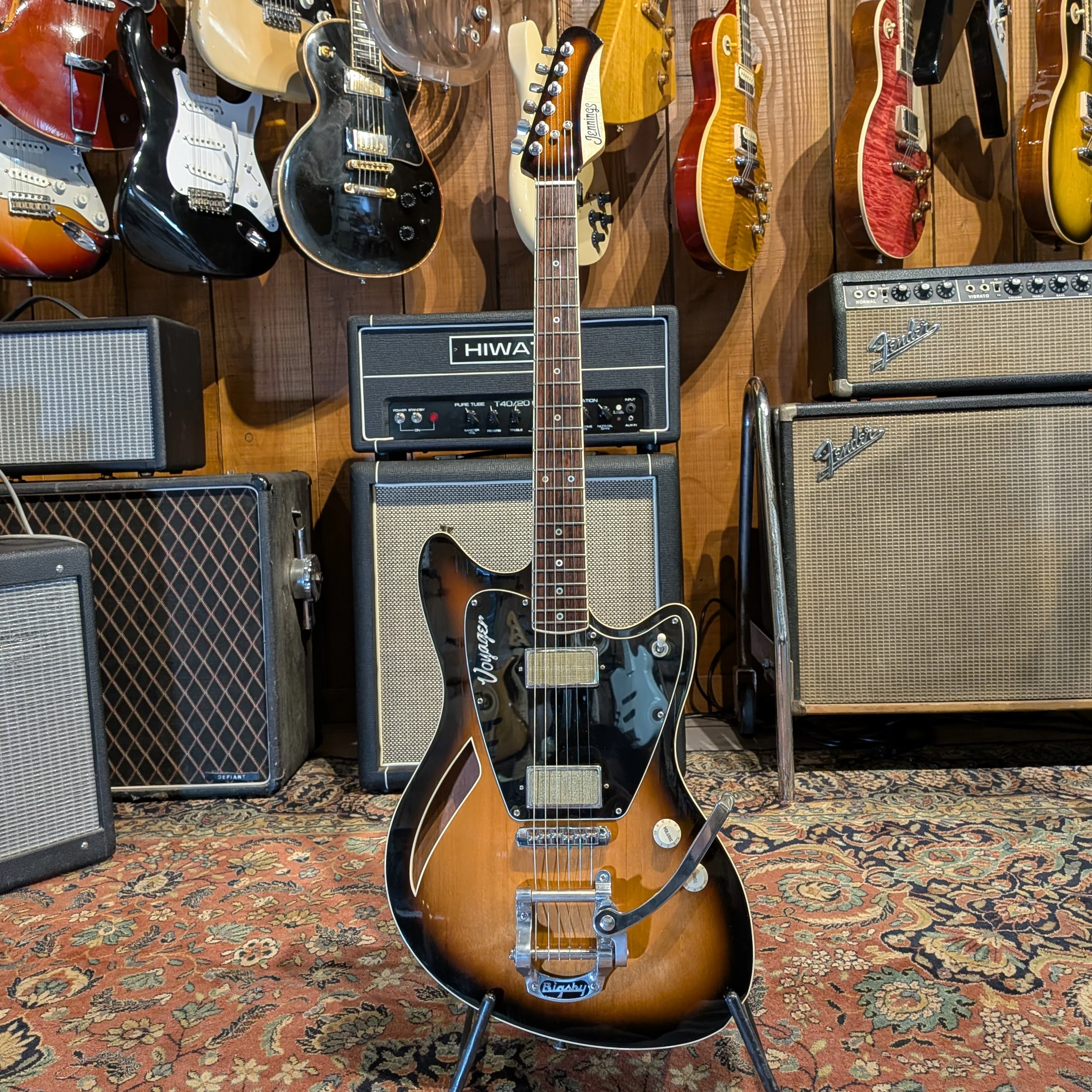 Jennings Voyager Deluxe - 2-Tone Sunburst with Gold Foil Pickups - Image 5