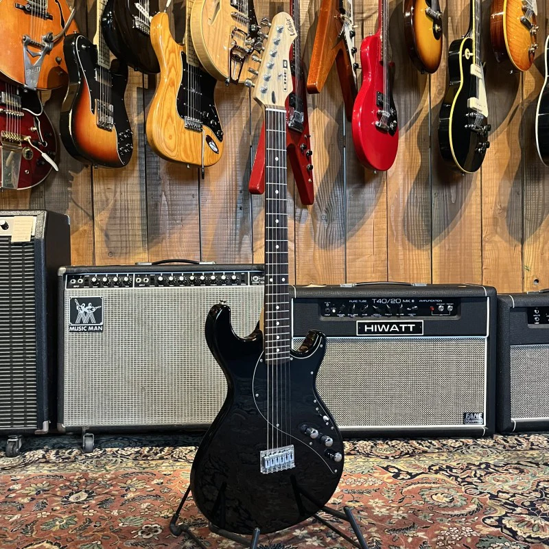 Line 6 Variax 300 Noir - Image 2