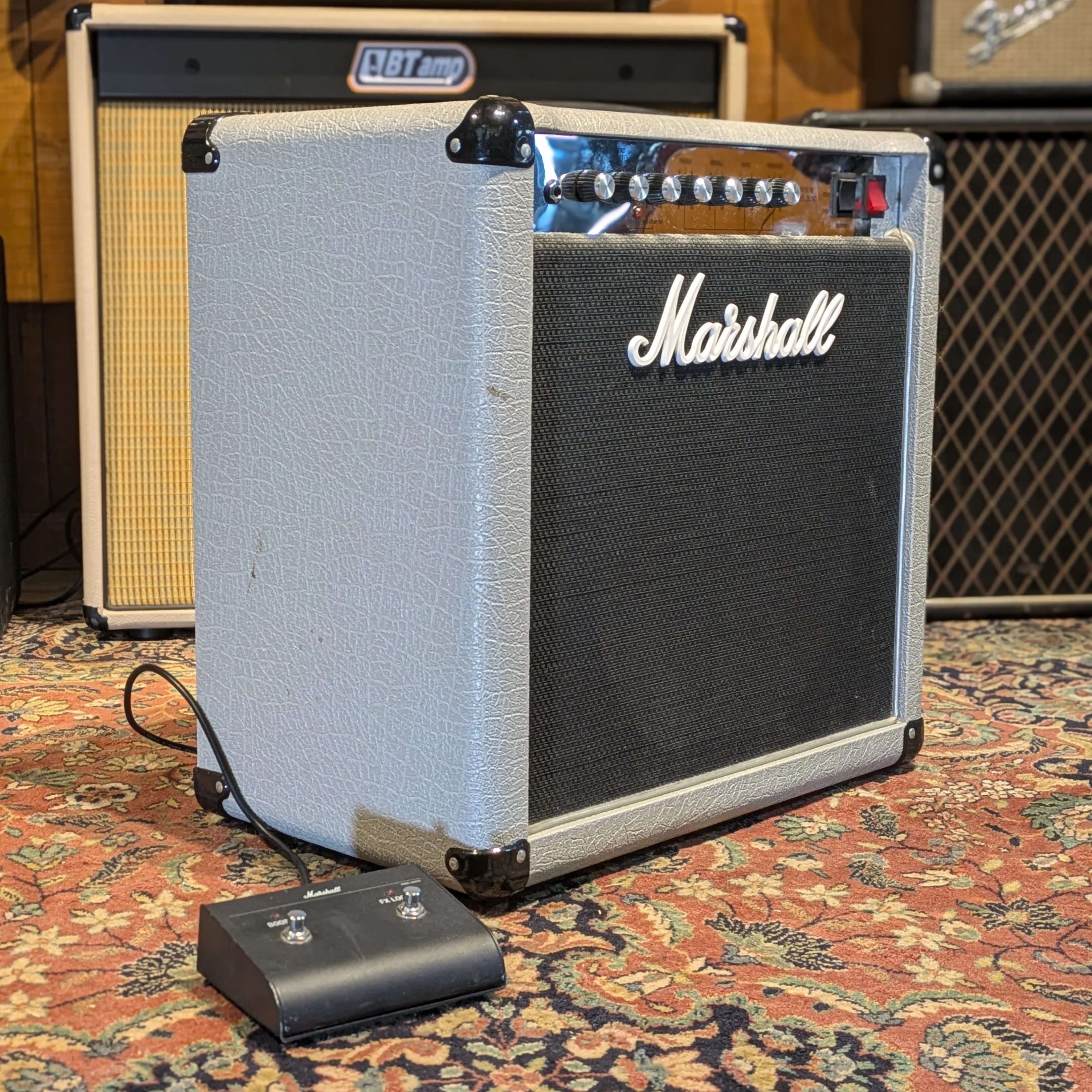 Marshall 2525C Mini Jubilee 2-Channel 20 Watts 1x12" Guitar Combo - Image 5