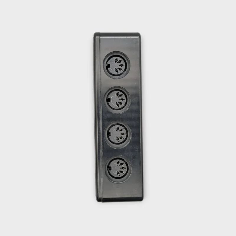 MIDI Solutions Quadra Thru 4 Output MIDI Thru Box - Image 4