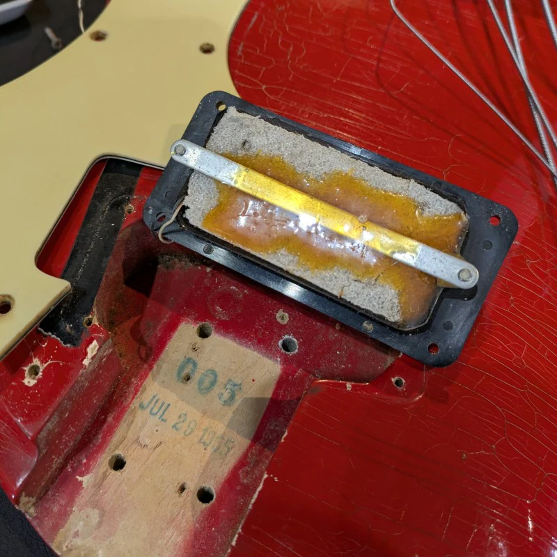 Mosrite Ventures Bass 1965 - Fiesta Red - Image 12