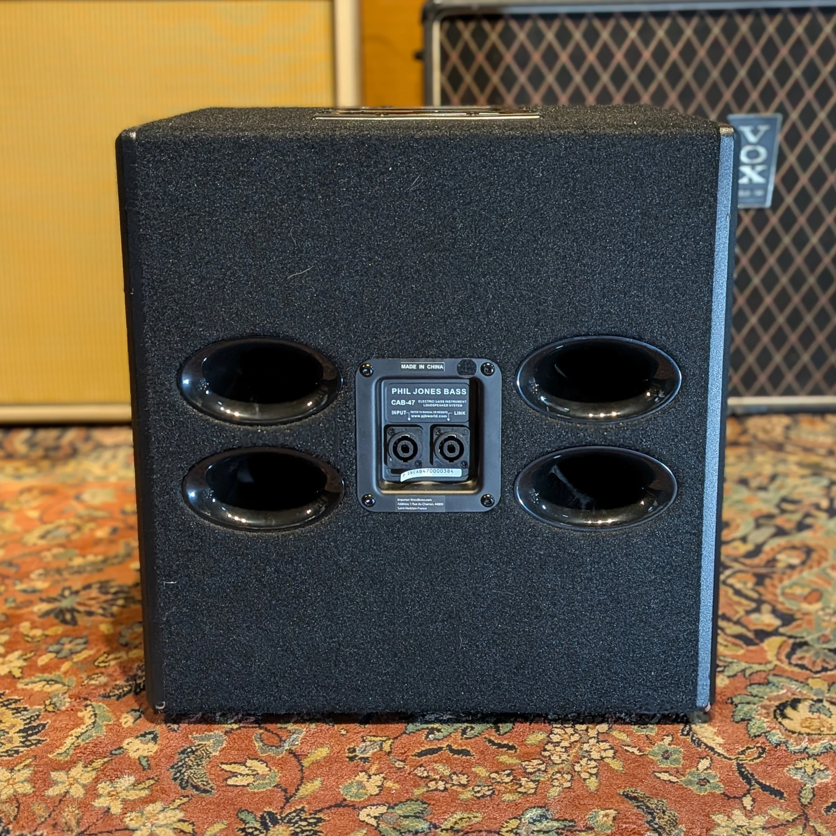 Phil Jones Cab 47 300-Watt 4x7" Bass Cabinet - Image 4