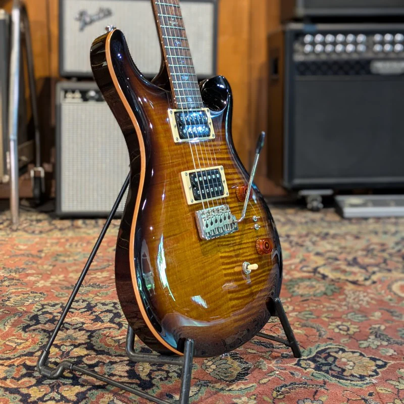 PRS SE Custom 24 - Black Gold Burst - Image 5