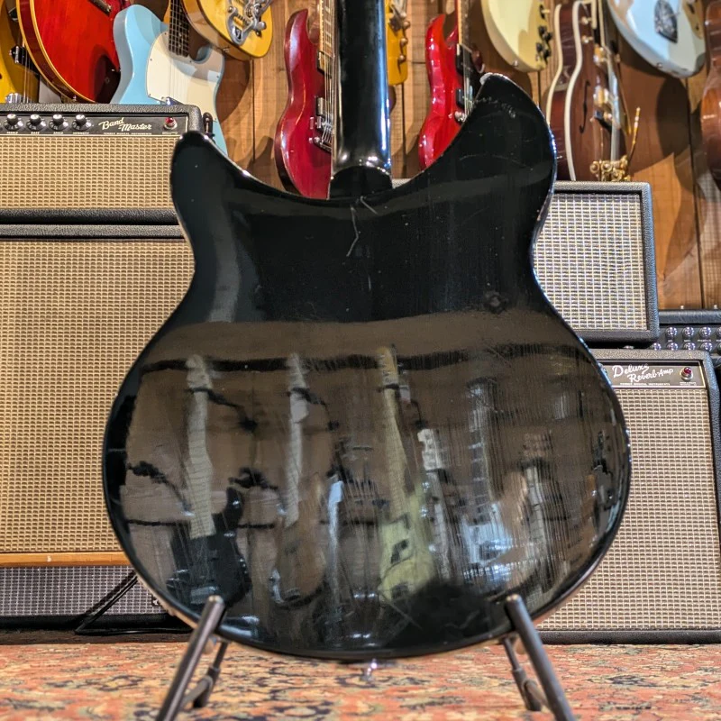 Rickenbacker 330 1989 - Jetglo - Image 2
