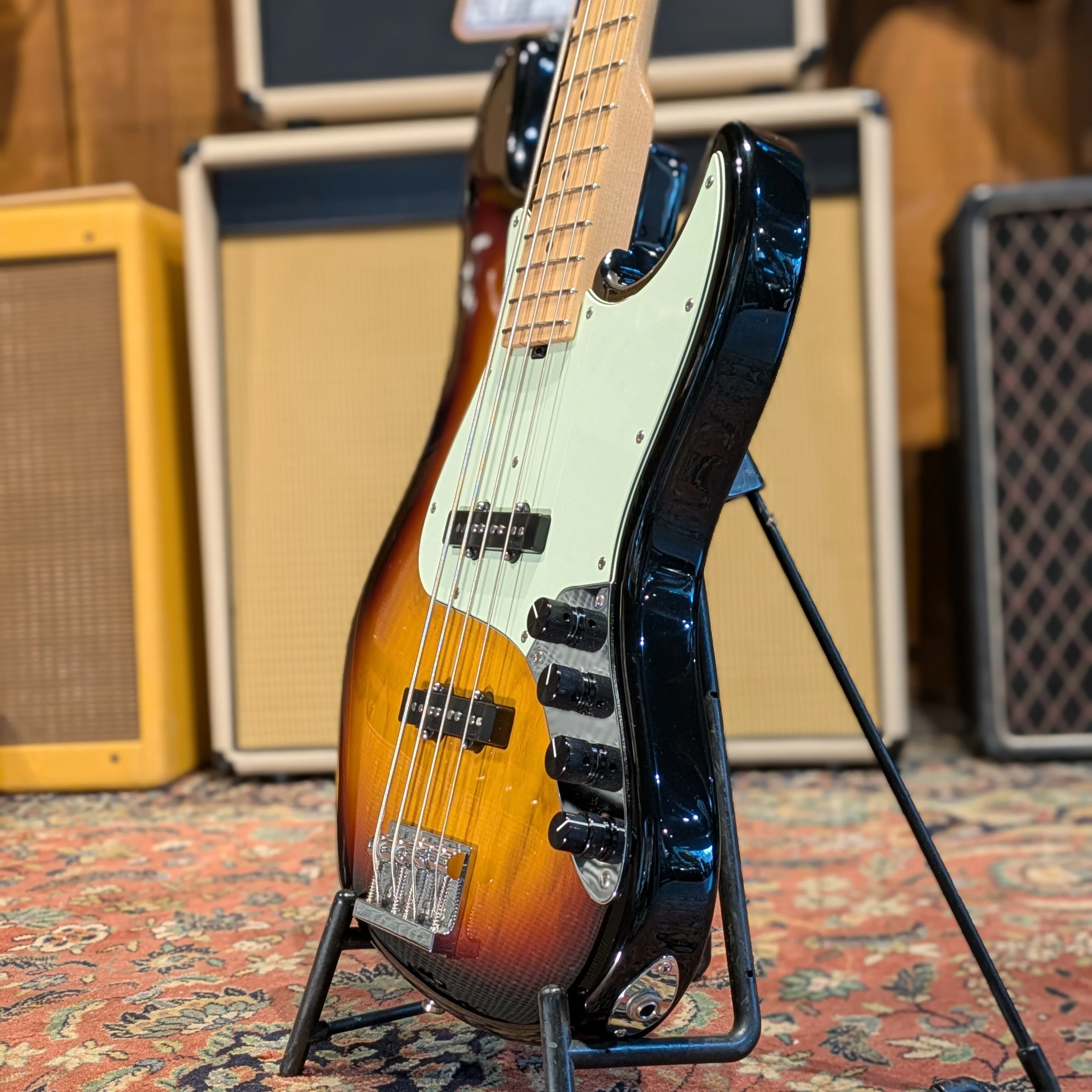 Sadowsky MV4 Japan 2013 - Three Tone Sunburst - Image 2