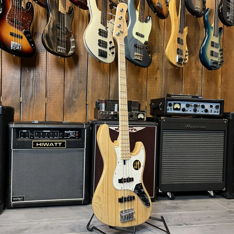 Sire Marcus Miller V7 Ash Natural 2nd Gen - Image 2