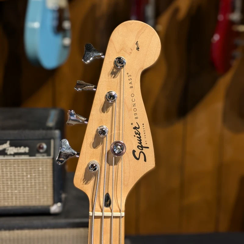 Squier Bronco Bass - Image 5