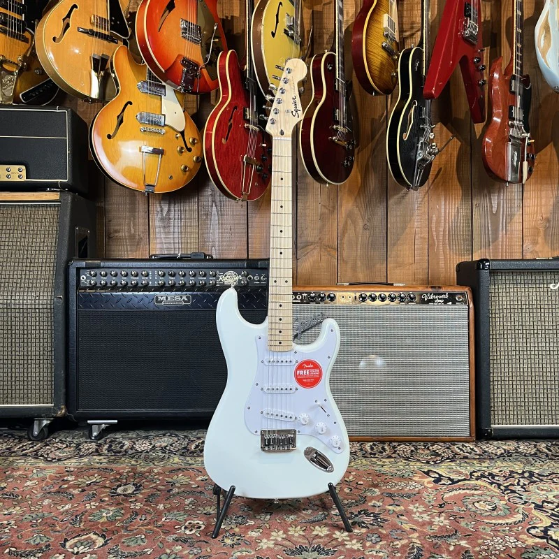 Squier Stratocaster - Image 3
