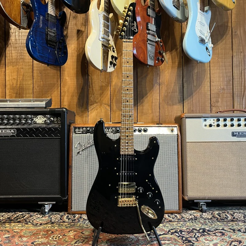 Suhr Mateus Asato Signature Classic S  Black Gloss - Image 3