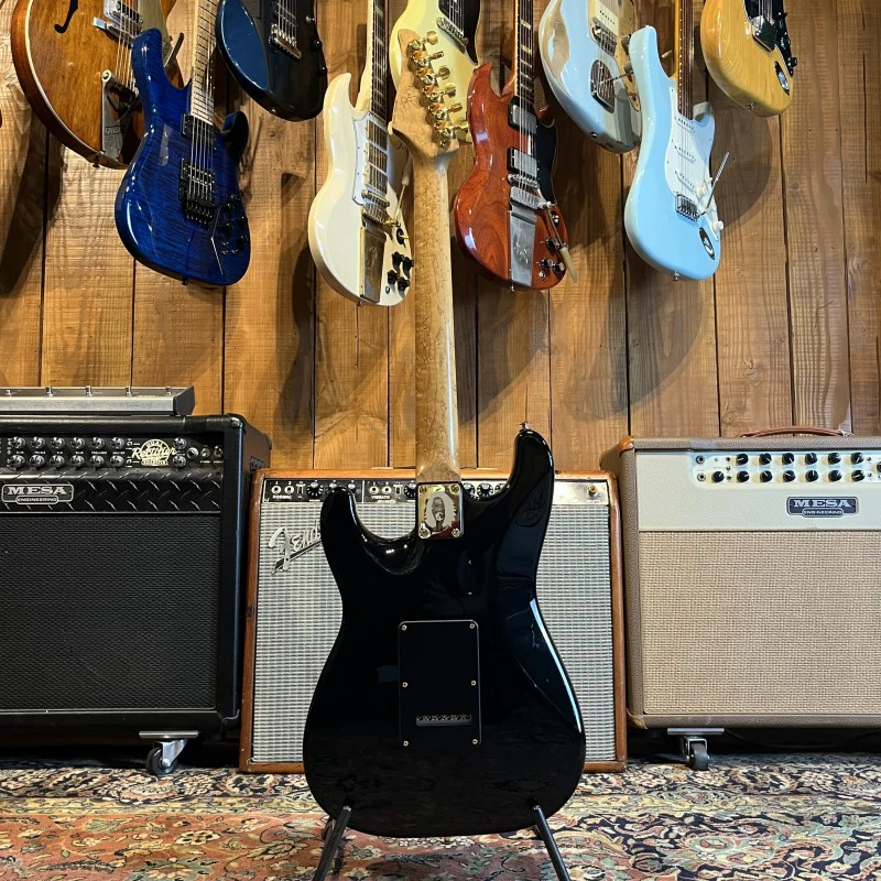 Suhr Mateus Asato Signature Classic S  Black Gloss - Image 4