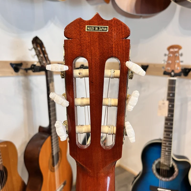SUZUKI N36 Classical Guitar - Image 6