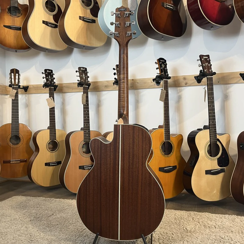 Takamine GN20CE - Image 4