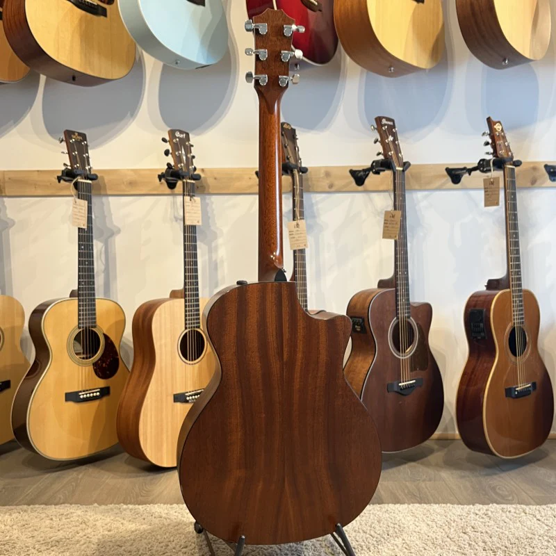 Taylor 314 CE Left-Handed - Image 4