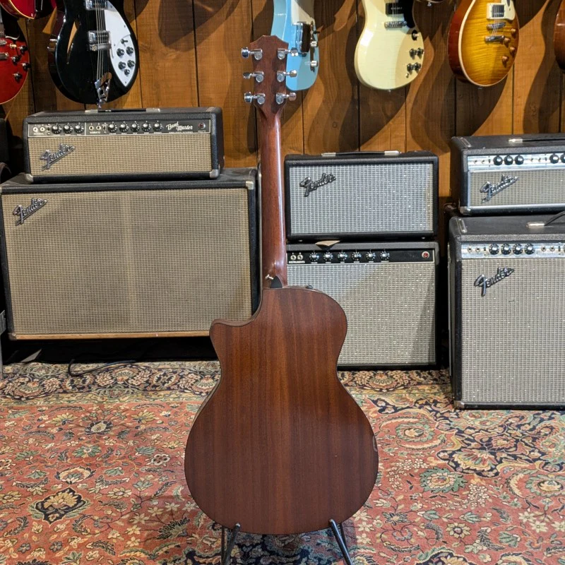 Taylor 314ce with ES1 Electronics 2012 - Natural - Image 4