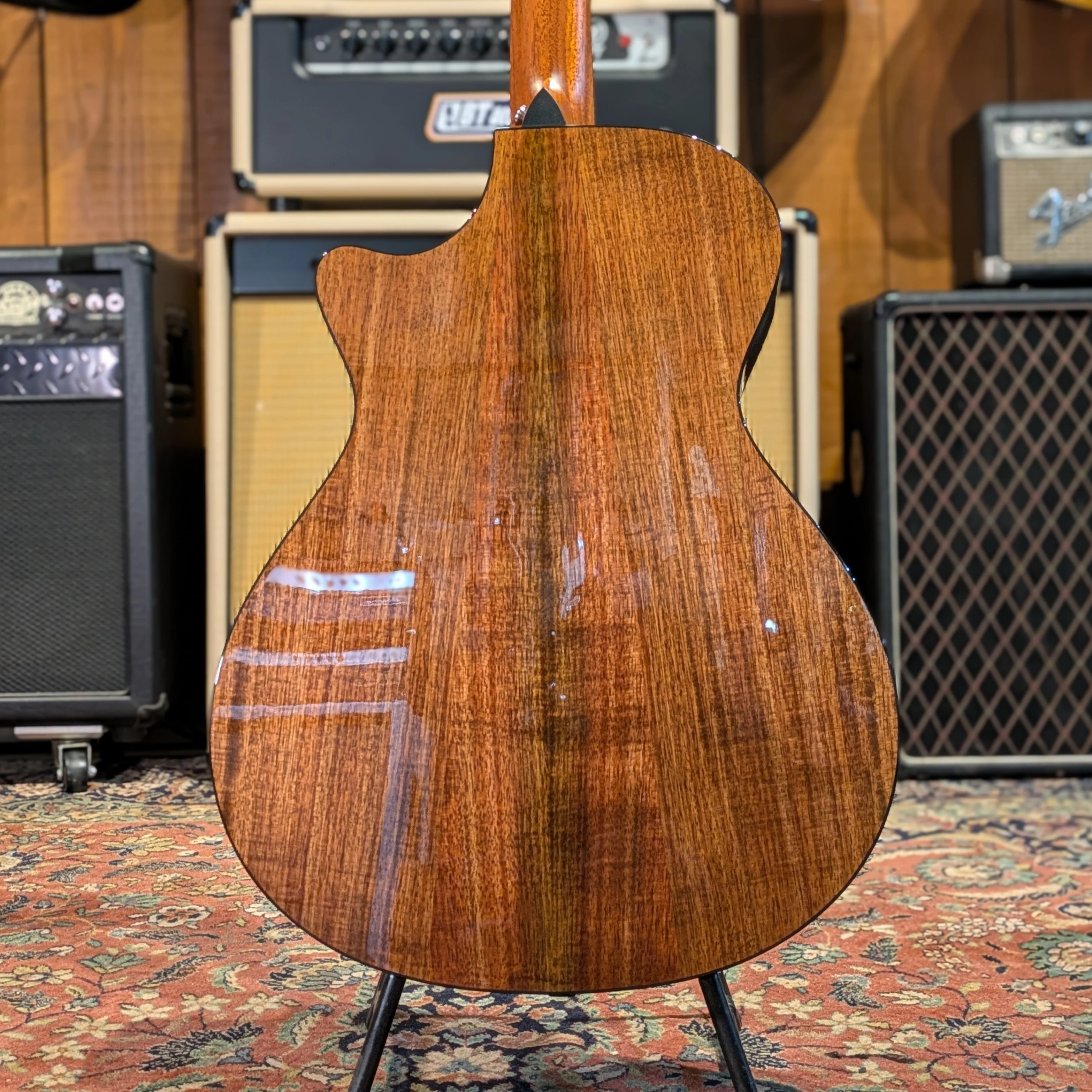Taylor 422ce-K LTD Koa 2021 - Natural - Image 3