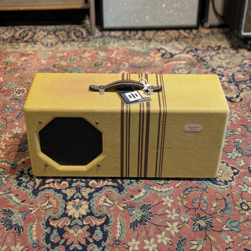 Vintage 47 The Suitcase Amp - Image 3