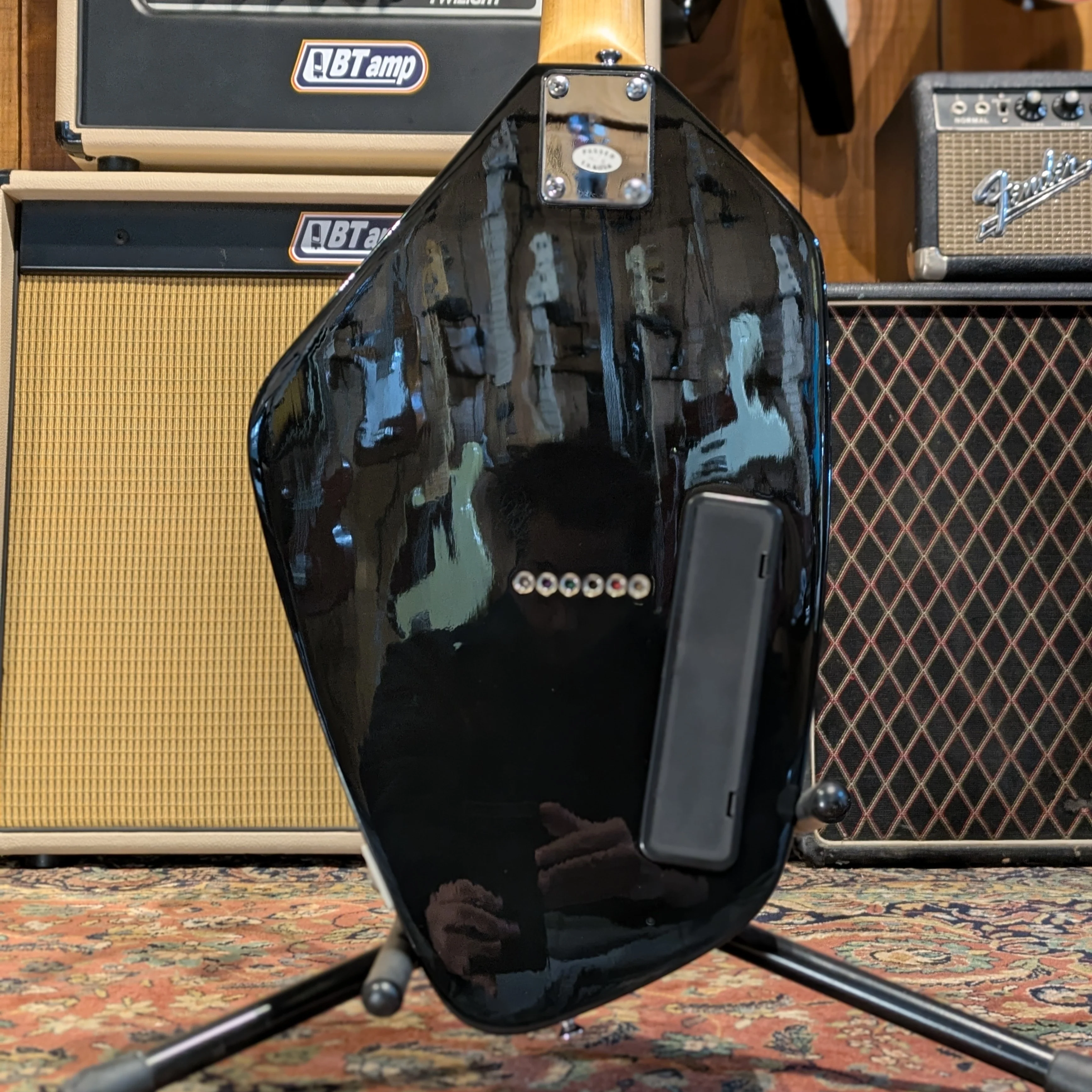 Vox Apache 2 Guitar 2010s - Black - Image 2