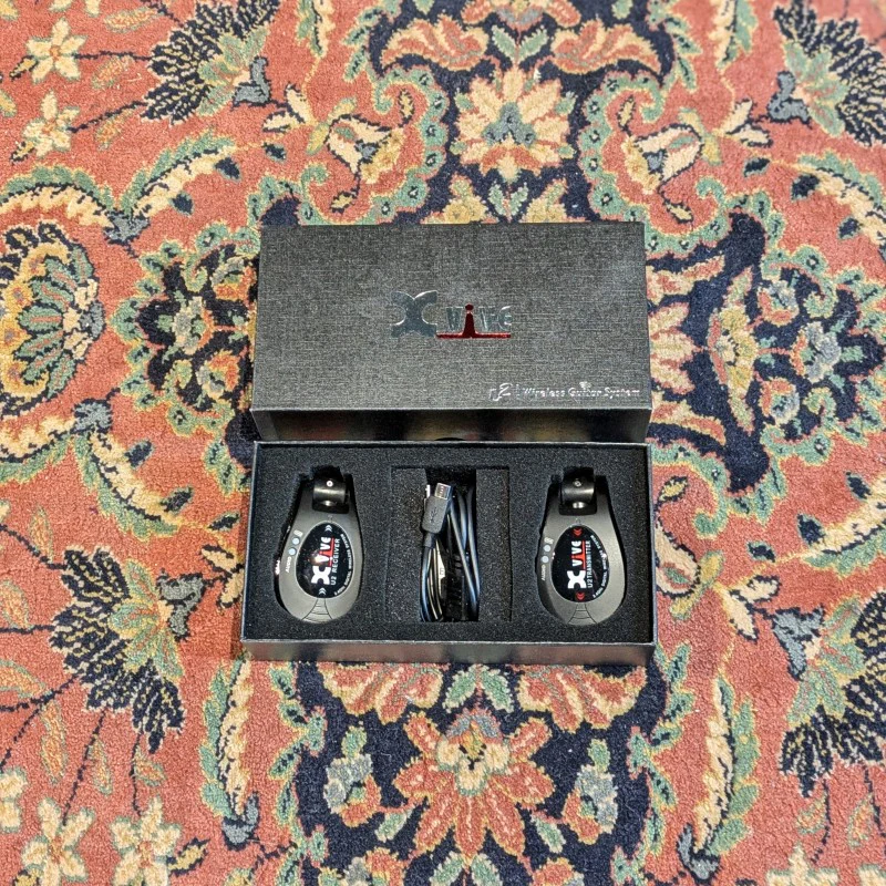 Xvive U2 Wireless Guitar System - Image 2