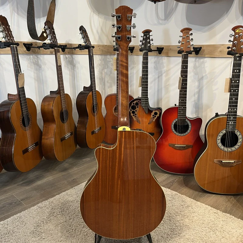 Yamaha APX700 Thinline - Image 4