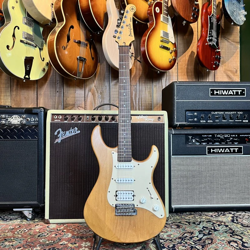 YAMAHA PACIFICA PAC 112 (2018) - Image 3