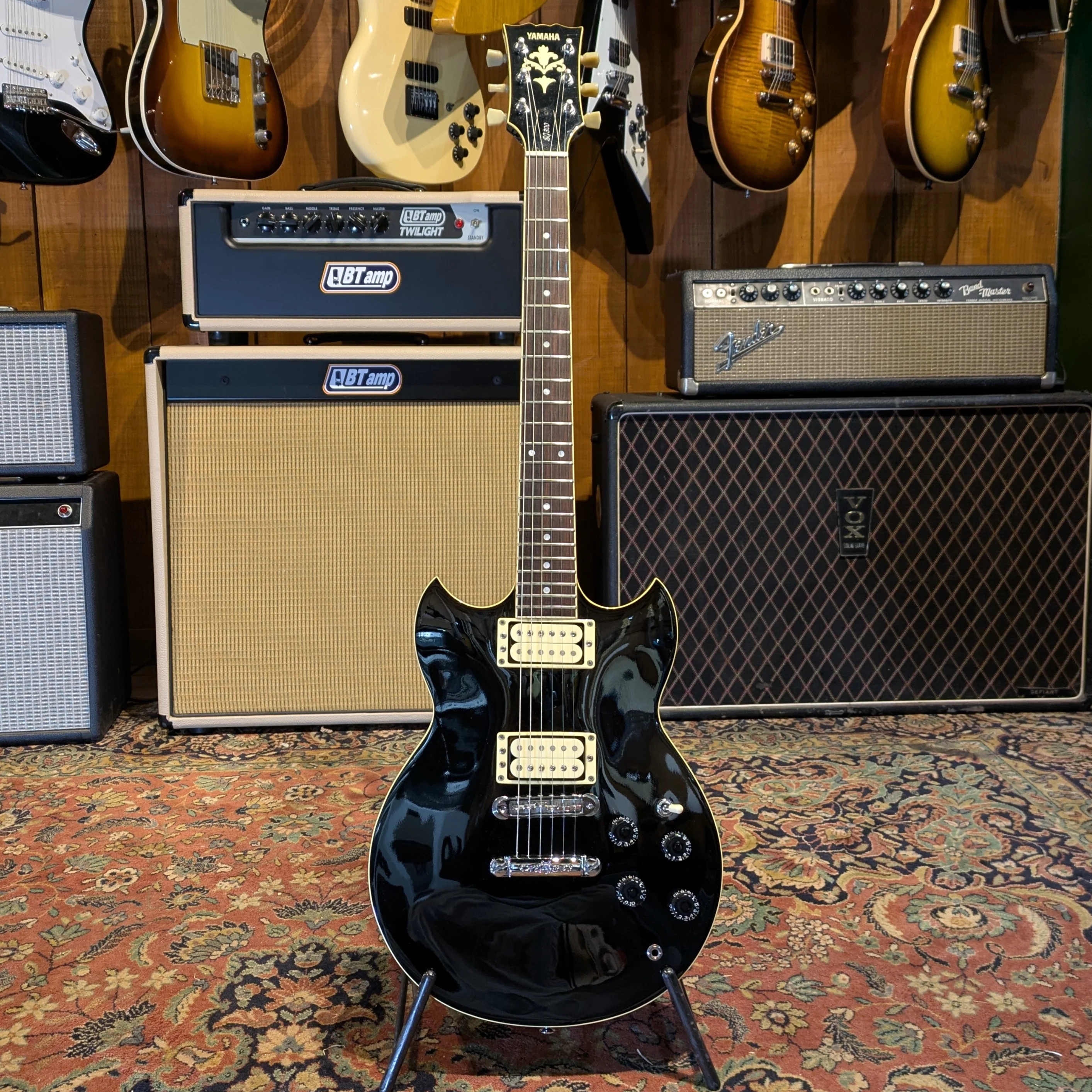 Yamaha SG-300 - Black - Image 5